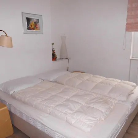 아파트 Friesen-residence-11 *